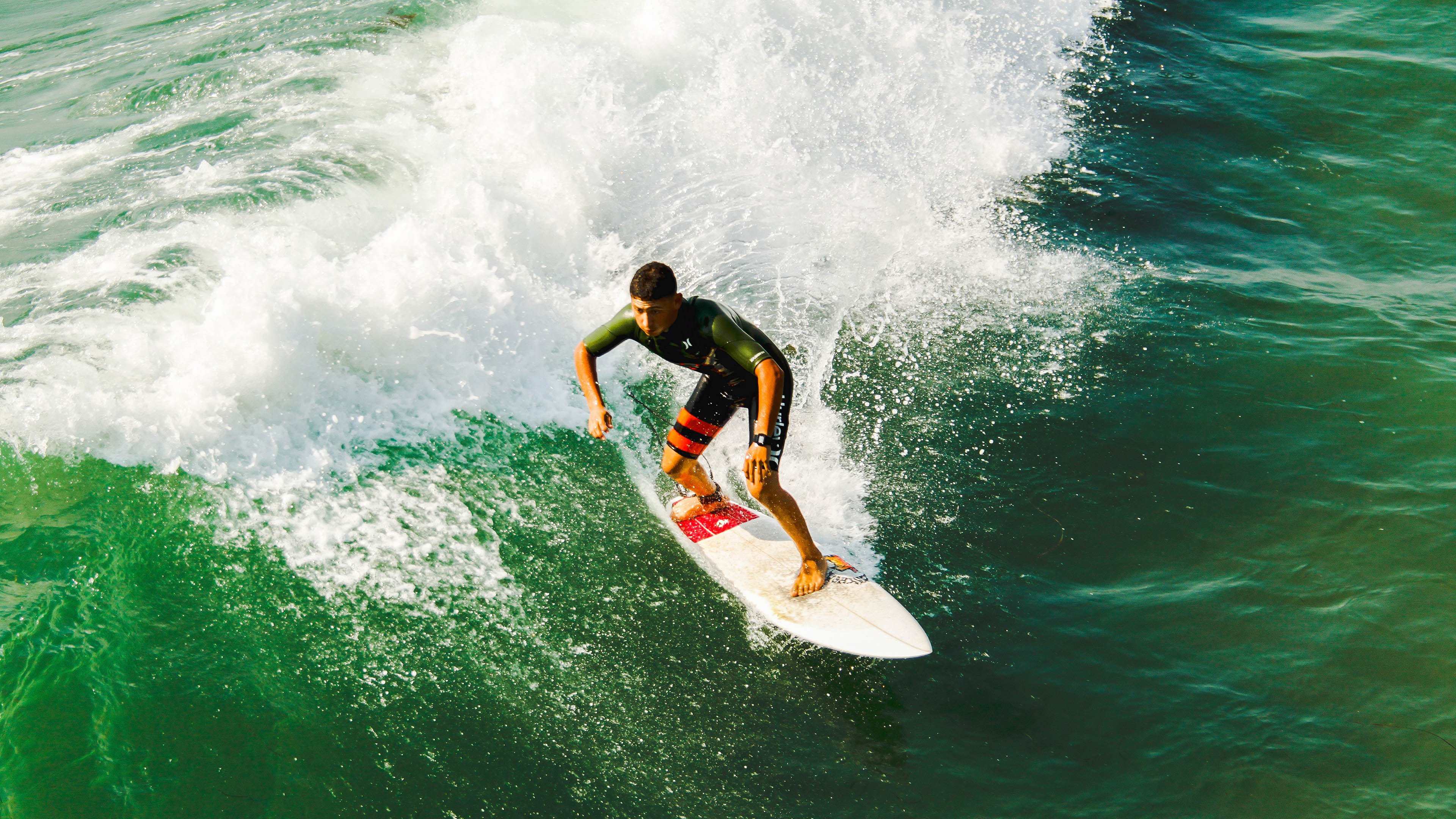 “中国球员海外比赛表现受到关注”，中国海外球员吧微博